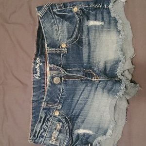 Junior's jean shorts